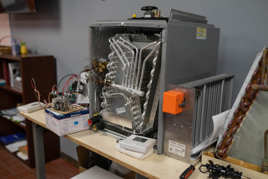 Open furnace unit for furnace repairs